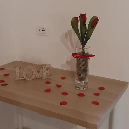 La Terra Del Sole شقة شينيسي