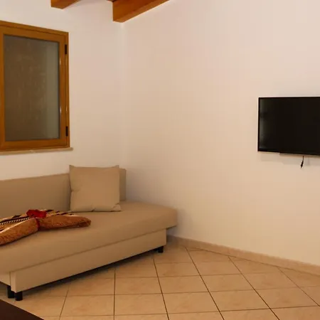 La Terra Del Sole Apartment *